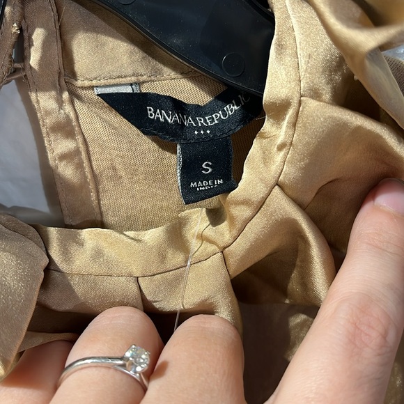 BANANA REPUBLIC BLOUSE NWT - Picture 2 of 8